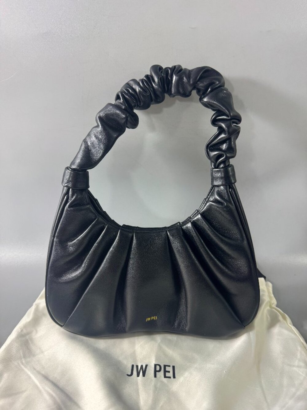 NWOT JW PEI Gabbi Ruched Hobo Handbag - Black